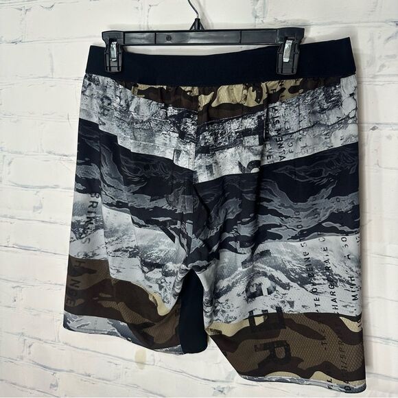 Reebok medium men’s shorts - Picture 4 of 6